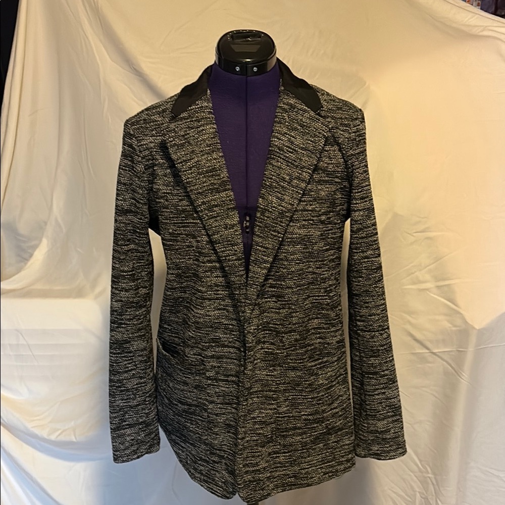 Simply Vera woman’s blazer jacket black